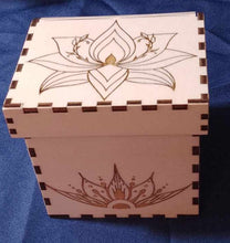 Load image into Gallery viewer, Handmade box - medium customised
